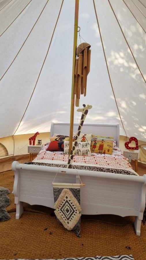 Secret Garden Glamping African Themed Tent Newark-on-Trent  ภายนอก รูปภาพ